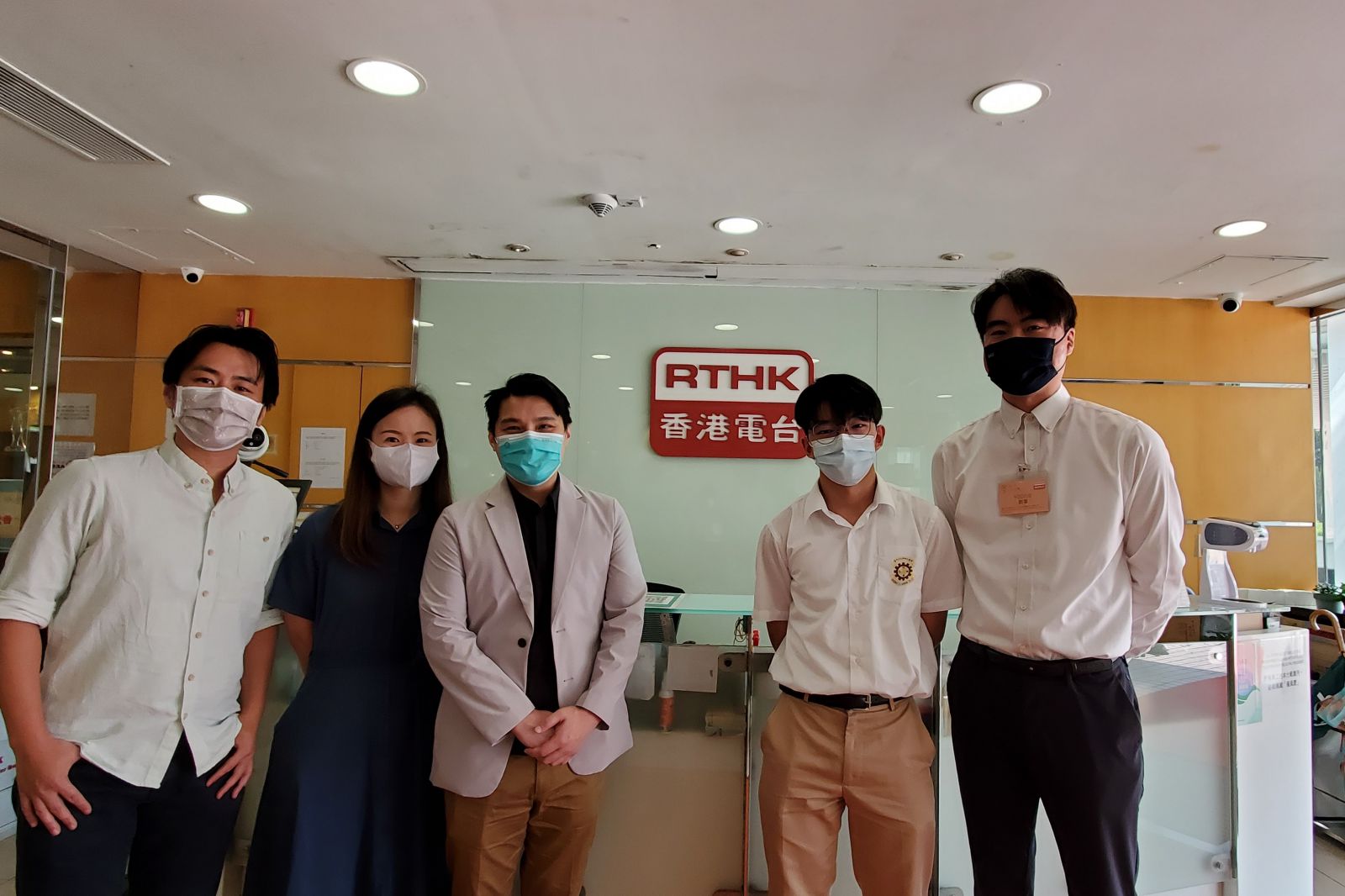 1(1) 沈中BSC STEMLAB同學獲邀於香港電台《精靈一點》直播節目分享