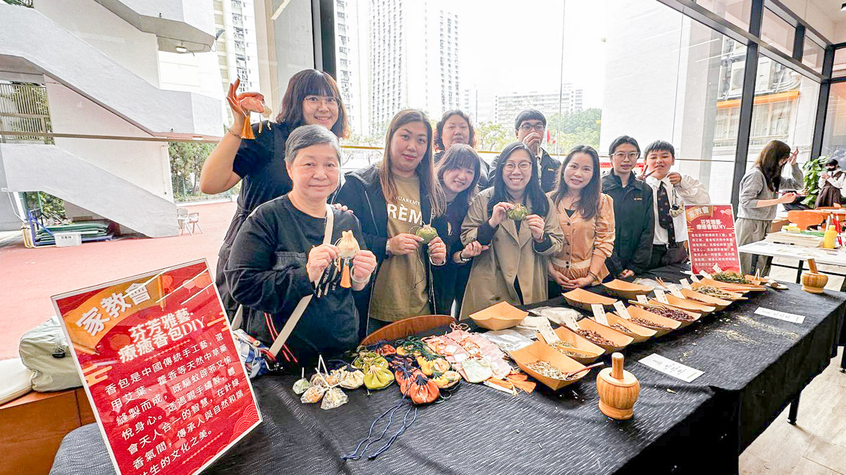 家教會水仙浸養工作坊及中華文化周攤位活動 家教會水仙浸養工作坊及中華文化周攤位活動
